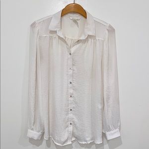 Women’s White Button Up Blouse